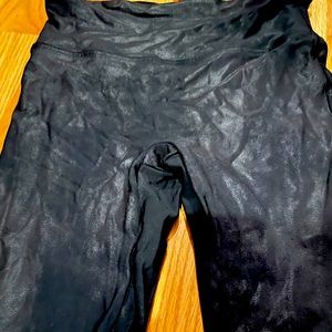 Spanx shimmery black leggings size m